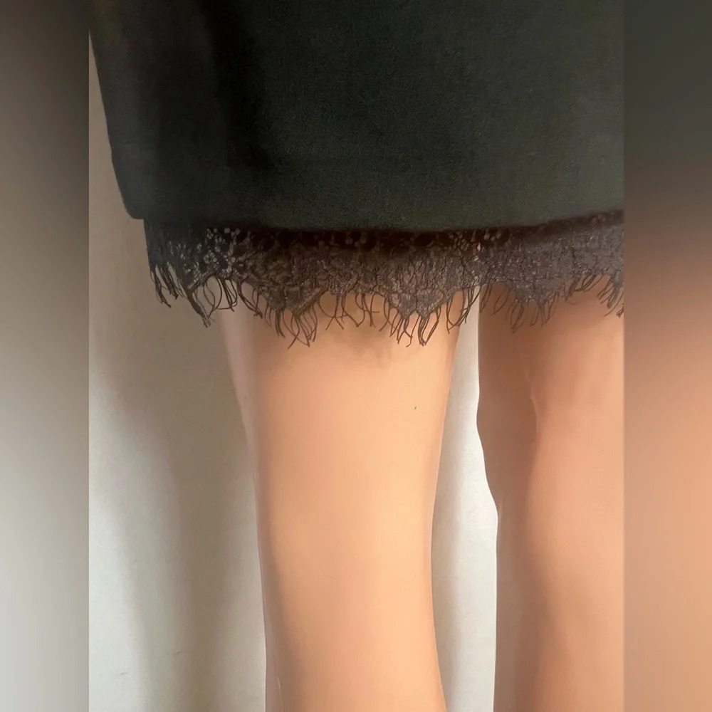 Lucy Paris Black Lace Trim Bodycon Mini Dress Medium NWT $89 Sleeveless - Picture 5 of 8
